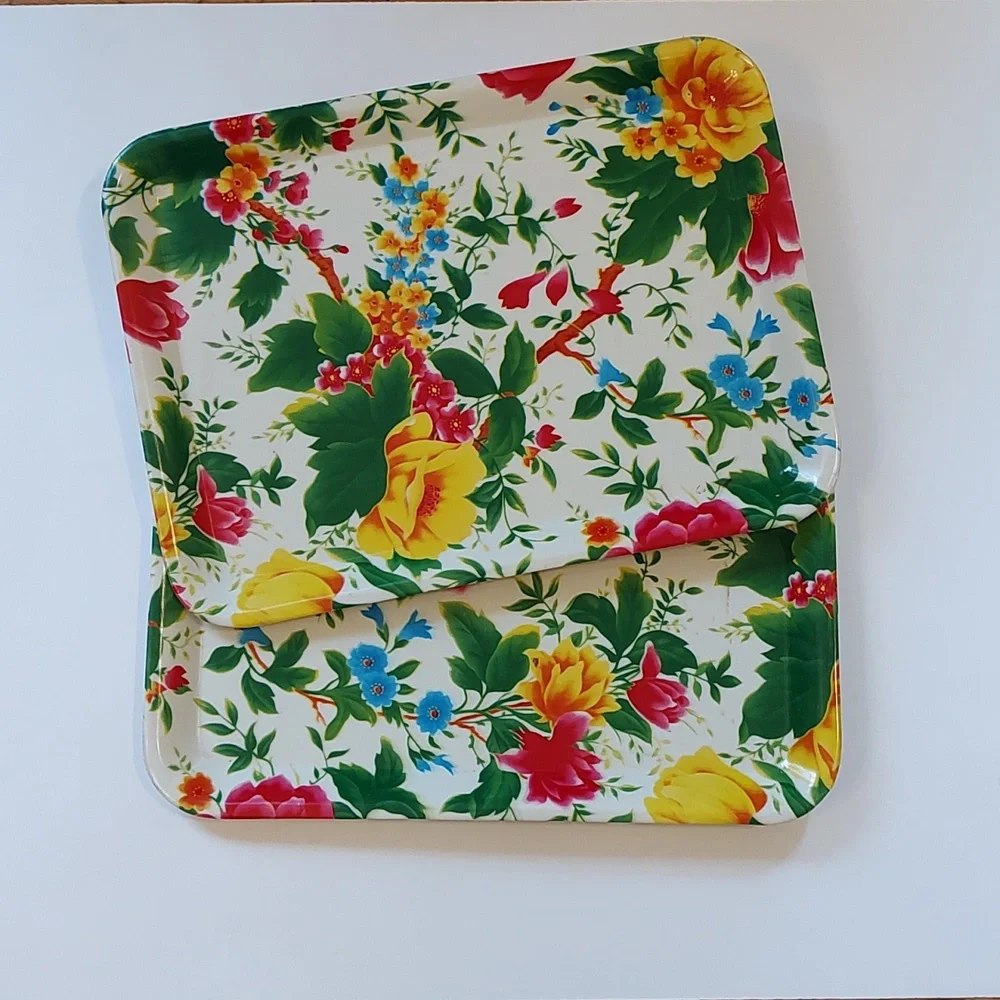 Vtg 2 Floral trays, plastic - Picture 1 of 7